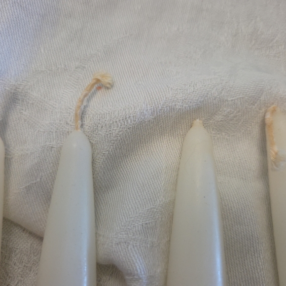 Set Of 4 Partylite Taper Candles 6" Dipped Unscented White - Picture 5 of 6